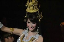 百色人妖选美(人妖选美手术)