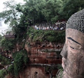 百色乐山旅游攻略(乐山旅游攻略1日游)