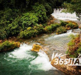 百色去哪里旅游好(七月八月去哪里旅游好)