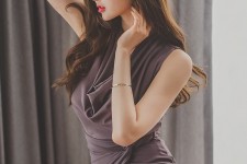 百色模特写真(模特写真下载)