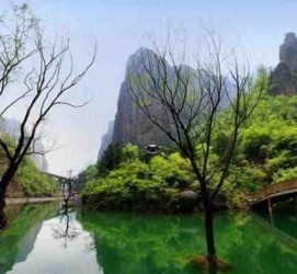 百色周边旅游攻略(三星堆周边旅游攻略)