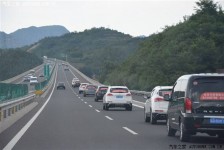 百色自驾游(北京自驾游到西藏需要多少钱)