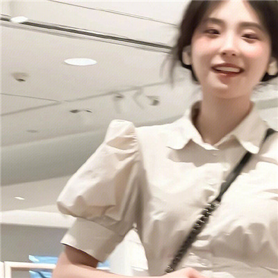 百色高端纯出女孩雇用(高端名媛定造)奢华游艇豪侈生活月入50W