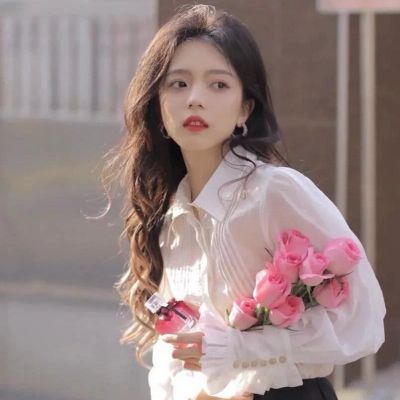 百色想要应聘去伴游公司上班，但是却不晓得该怎么做