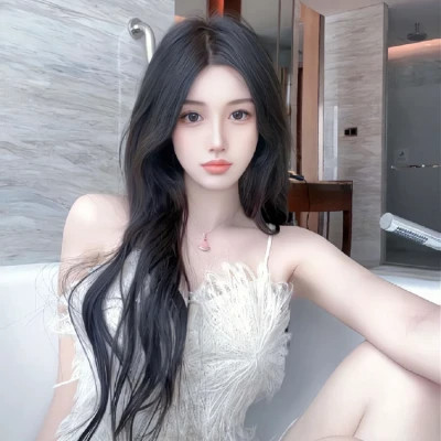 百色伴游女生吴悠的资料