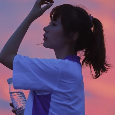 百色伴游女生雨林精灵的资料