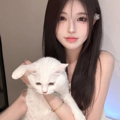 百色伴游女生陈露晞的资料