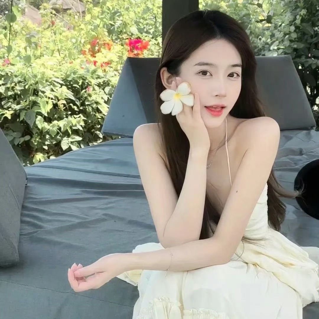 百色伴游女生Claire的资料