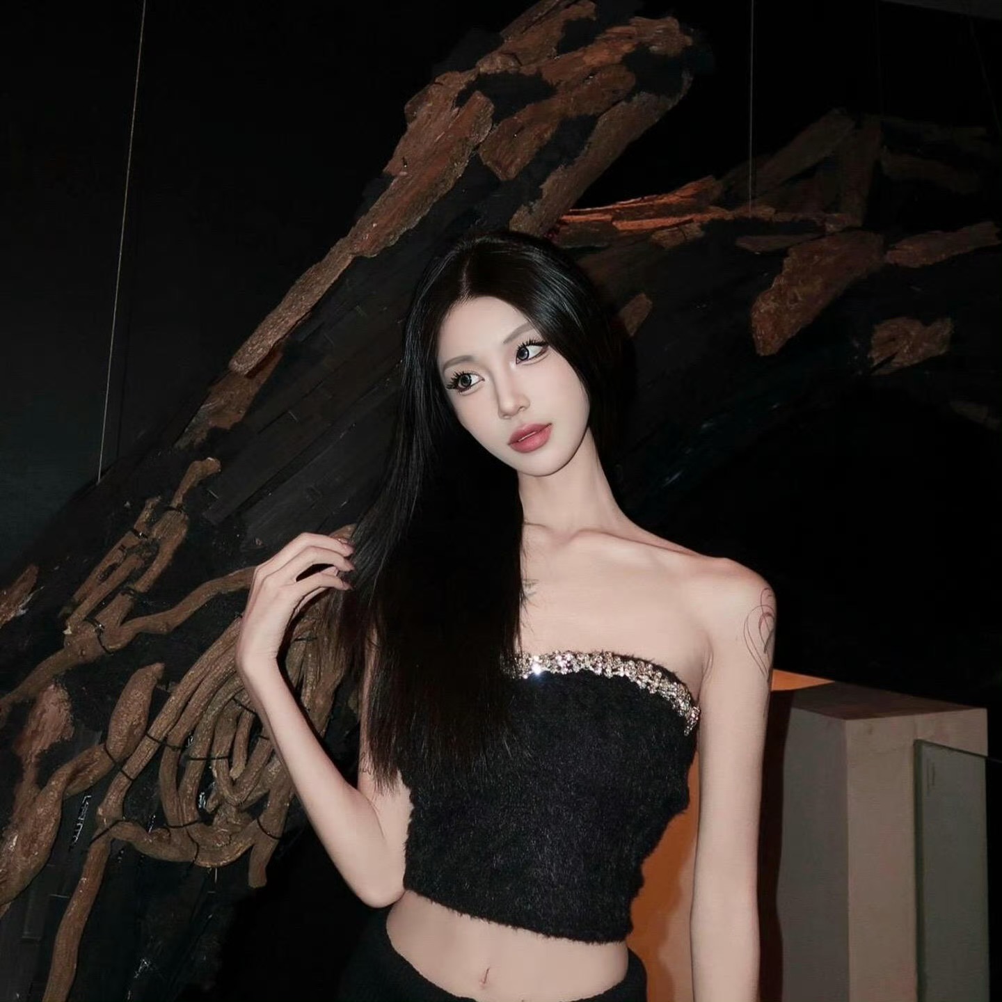 百色伴游女生顾晚晴的资料