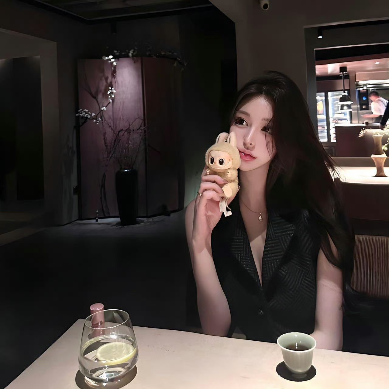 百色伴游女生范甜甜的资料