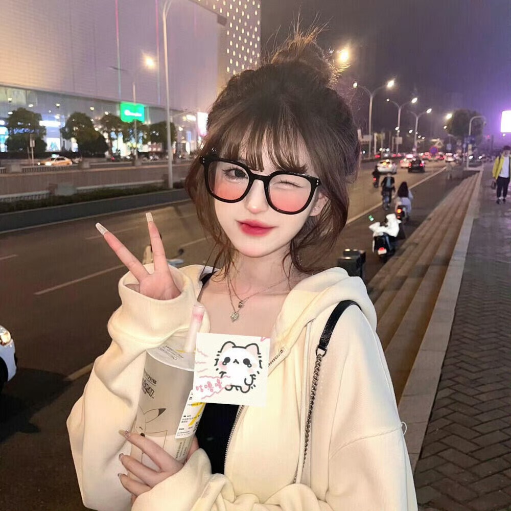百色伴游女生KIKI的资料