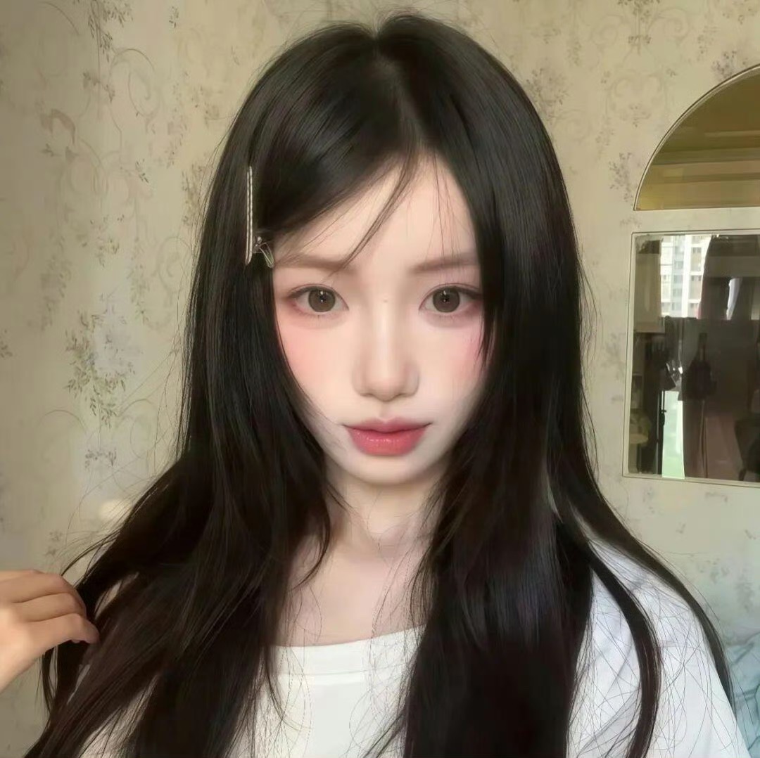百色伴游女生雨桐的资料