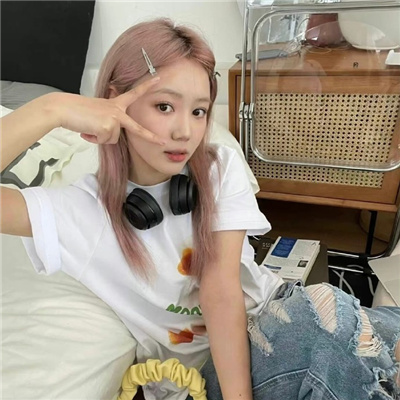 百色伴游女生纵敏慧的资料