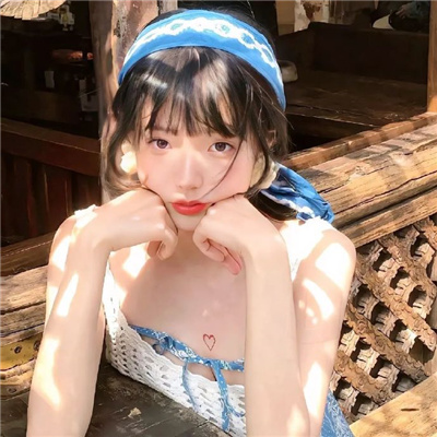 百色伴游女生淡偲的资料