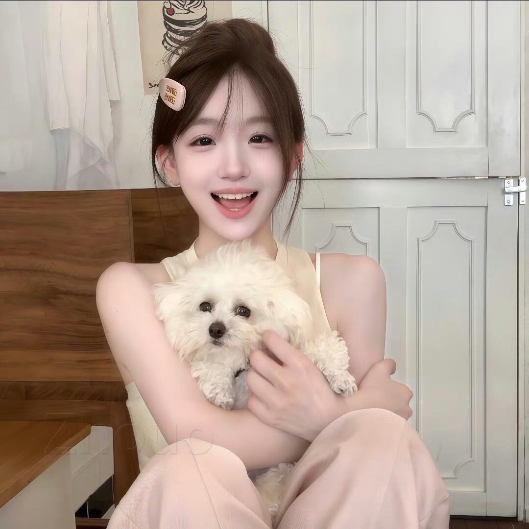 百色伴游女生周小婷的资料