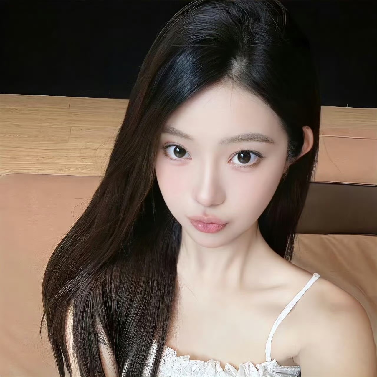 百色伴游女生Olivia Wang的资料