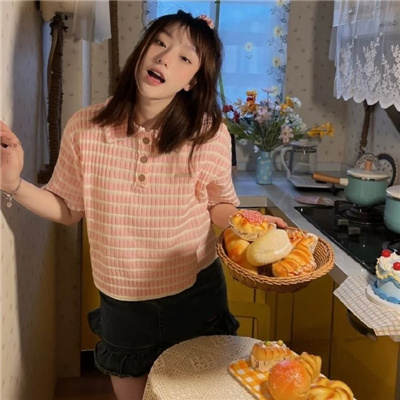 百色伴游女生员婷双的资料