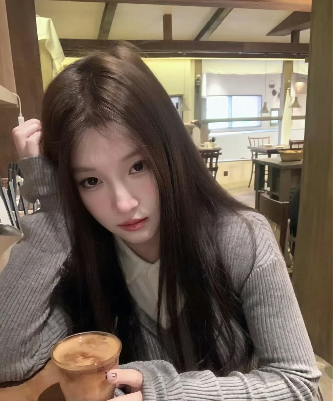 百色伴游女生 | 柚子🍐的资料